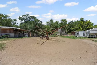 1152 Elva Warren Street, Fort Worth, TX 76115 - Photo 26