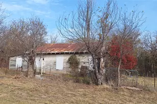 515 S Hodges St, Ranger, TX 76470 - Photo 8