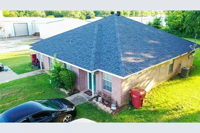 155 N Holley Street, Blossom, TX 75416 - Photo 8