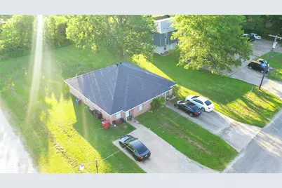 155 N Holley Street, Blossom, TX 75416 - Photo 24
