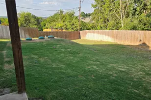 5874 Bear Creek Dr E, Fort Worth, TX 76126 - Photo 8