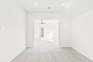 5930 Merian Dr, Pilot Point, TX 76258 - Photo 30