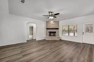 112 Sedona Crk Ct, Poolville, TX 76487 - Photo 4