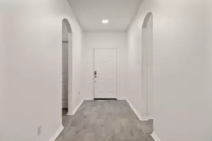 3117 Royal Crest Dr, Fort Worth, TX 76140 - Photo 2