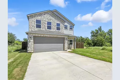 5708 Black Pine Circle, Granbury, TX 76048 - Photo 4