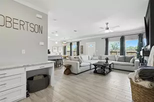 5708 Black Pine Cir, Granbury, TX 76048 - Photo 6