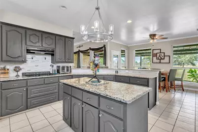 1200 E Remington Park Drive, Talty, TX 75160 - Photo 6