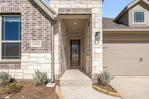 14426 McClint St, Pilot Point, TX 76258 - Photo 4