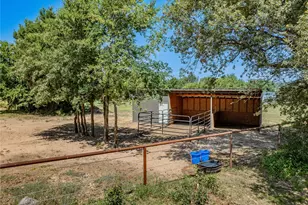 130 County Rd 1264, Whitesboro, TX 76273 - Photo 26