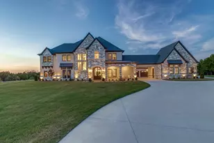 7321 Bright Pl, Pilot Point, TX 76258 - Photo 2