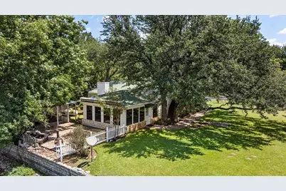 246 Comanche Trail, Weatherford, TX 76087 - Photo 2