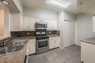 10618 Ravenscroft Dr, Dallas, TX 75230 - Photo 12