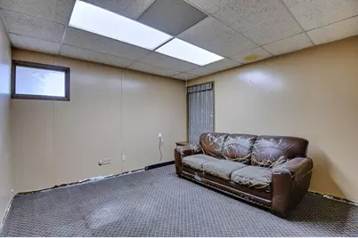 539 W Wheatland Road, Duncanville, TX 75116 - Photo 4