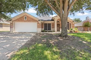 1117 SW Hillside Dr, Burleson, TX 76028 - Photo 1