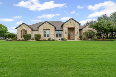 100 Helton Drive, Granbury, TX 76049 - Photo 4