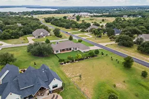 100 Helton Dr, Granbury, TX 76049 - Photo 38