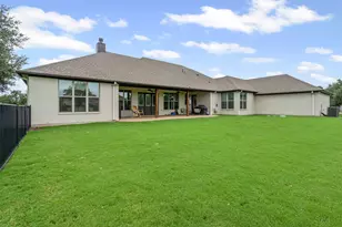 100 Helton Dr, Granbury, TX 76049 - Photo 32