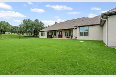 100 Helton Drive, Granbury, TX 76049 - Photo 34