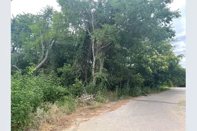 1223 W Owing Street, Denison, TX 75020 - Photo 1