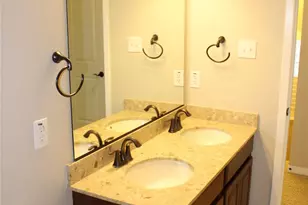 3912 Asbury Ln, Addison, TX 75001 - Photo 22