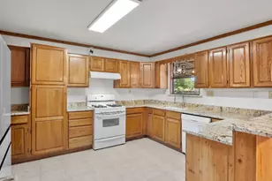 250 Young Rd, Millsap, TX 76066 - Photo 18
