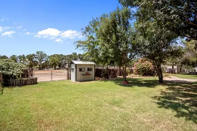 250 Young Road, Millsap, TX 76066 - Photo 14