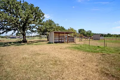 250 Young Road, Millsap, TX 76066 - Photo 6