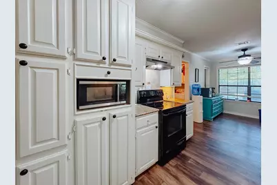 2809 Lafayette Street, Corsicana, TX 75110 - Photo 6