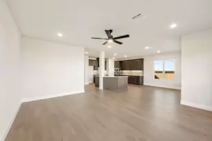 14422 McClint St, Pilot Point, TX 76258 - Photo 8