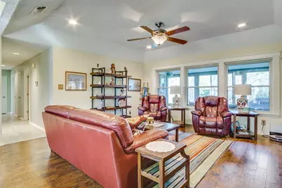 10124 Wandering Way Street, Benbrook, TX 76126 - Photo 4