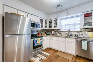 5335 Bent Tree Forest Dr, Dallas, TX 75248 - Photo 2