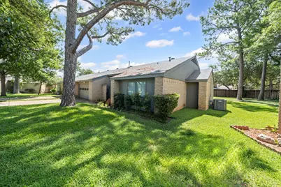 1803 Eastwood Court, Grand Prairie, TX 75050 - Photo 4