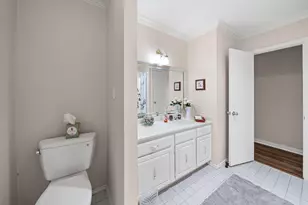 1803 Eastwood Ct, Grand Prairie, TX 75050 - Photo 22