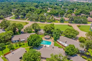 1803 Eastwood Ct, Grand Prairie, TX 75050 - Photo 28