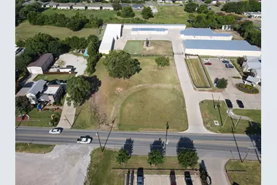 2412 Travis Street, Sherman, TX 75092 - Photo 4