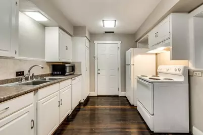 202 S Willomet Drive #2, Dallas, TX 75208 - Photo 4