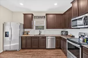 1841 Chesapeake Dr, Crowley, TX 76036 - Photo 10