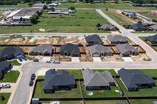 723 Cobblestone Cir, Mabank, TX 75147 - Photo 36