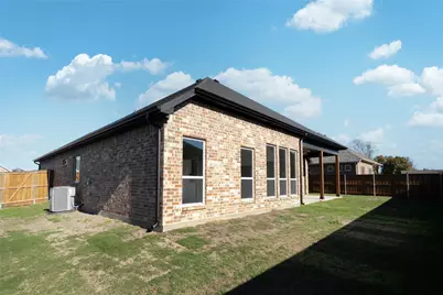 723 Cobblestone Circle, Mabank, TX 75147 - Photo 32