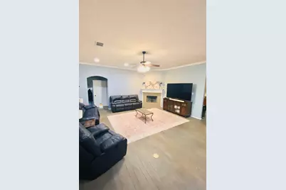 629 E Sheila Circle, Joshua, TX 76058 - Photo 6