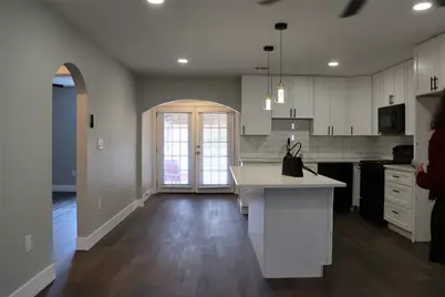 10922 Limestone Drive, Balch Springs, TX 75180 - Photo 14