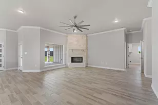 1313 Red Rock Rd, Hewitt, TX 76643 - Photo 2