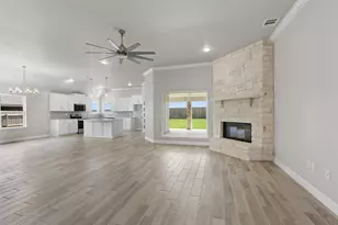 1313 Red Rock Rd, Hewitt, TX 76643 - Photo 4