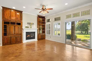 1621 Rockview Dr, Granbury, TX 76049 - Photo 10