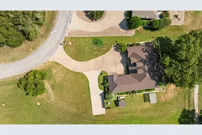 1621 Rockview Drive, Granbury, TX 76049 - Photo 34