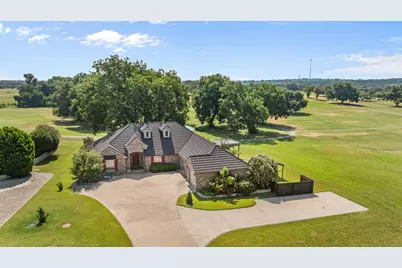 1621 Rockview Drive, Granbury, TX 76049 - Photo 12