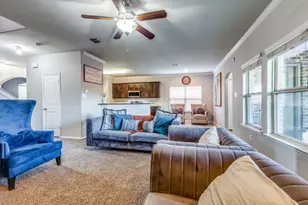 3000 Buckthorn St, Heartland, TX 75126 - Photo 4