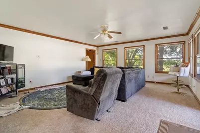 705 W Saunders, Trenton, TX 75490 - Photo 18