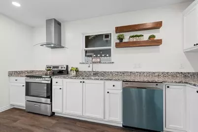 924 E Titus, Mexia, TX 76667 - Photo 8