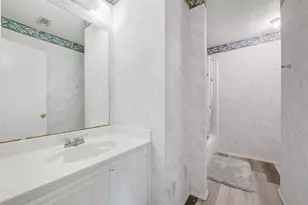 925 Clover Hill Ln, Cedar Hill, TX 75104 - Photo 12